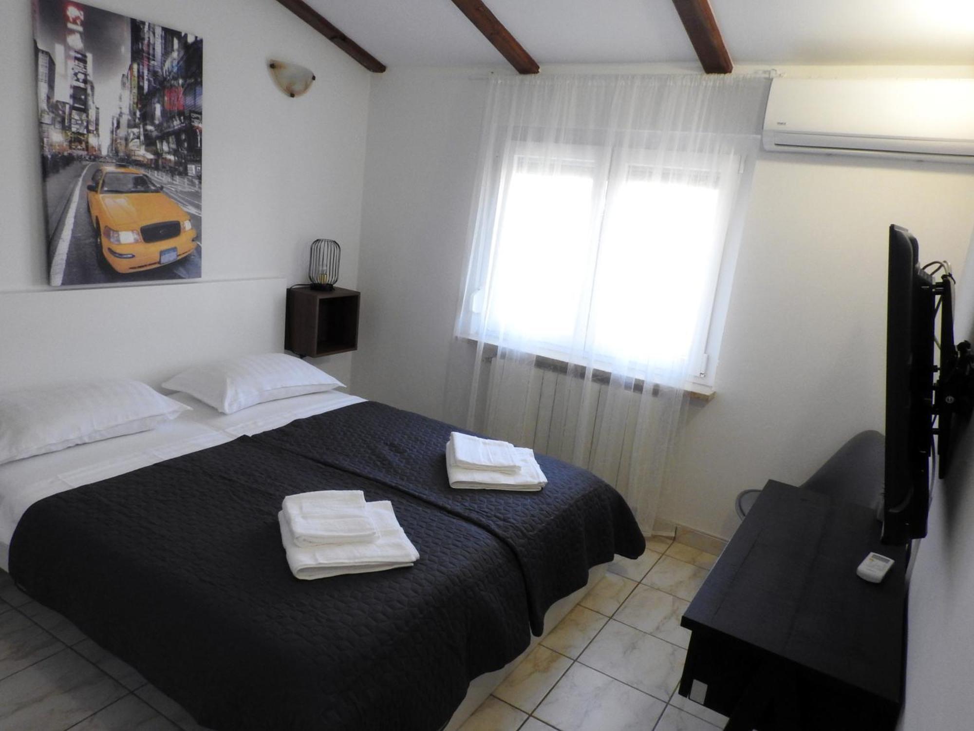 PUY Apartman Ines- Stinjan מראה חיצוני תמונה